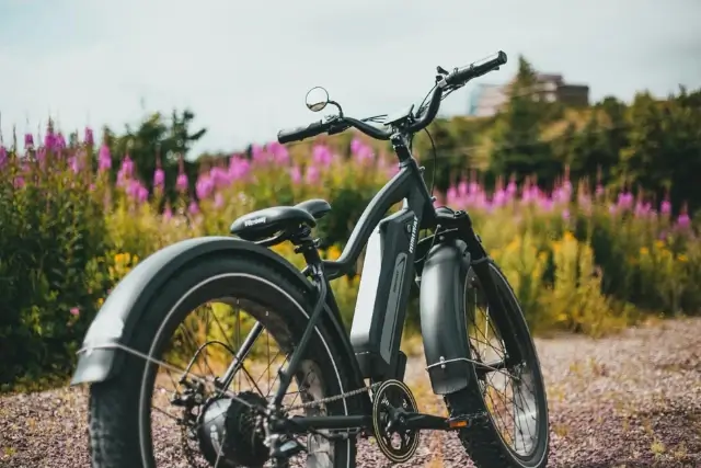 hoe zet je een fatbike aan